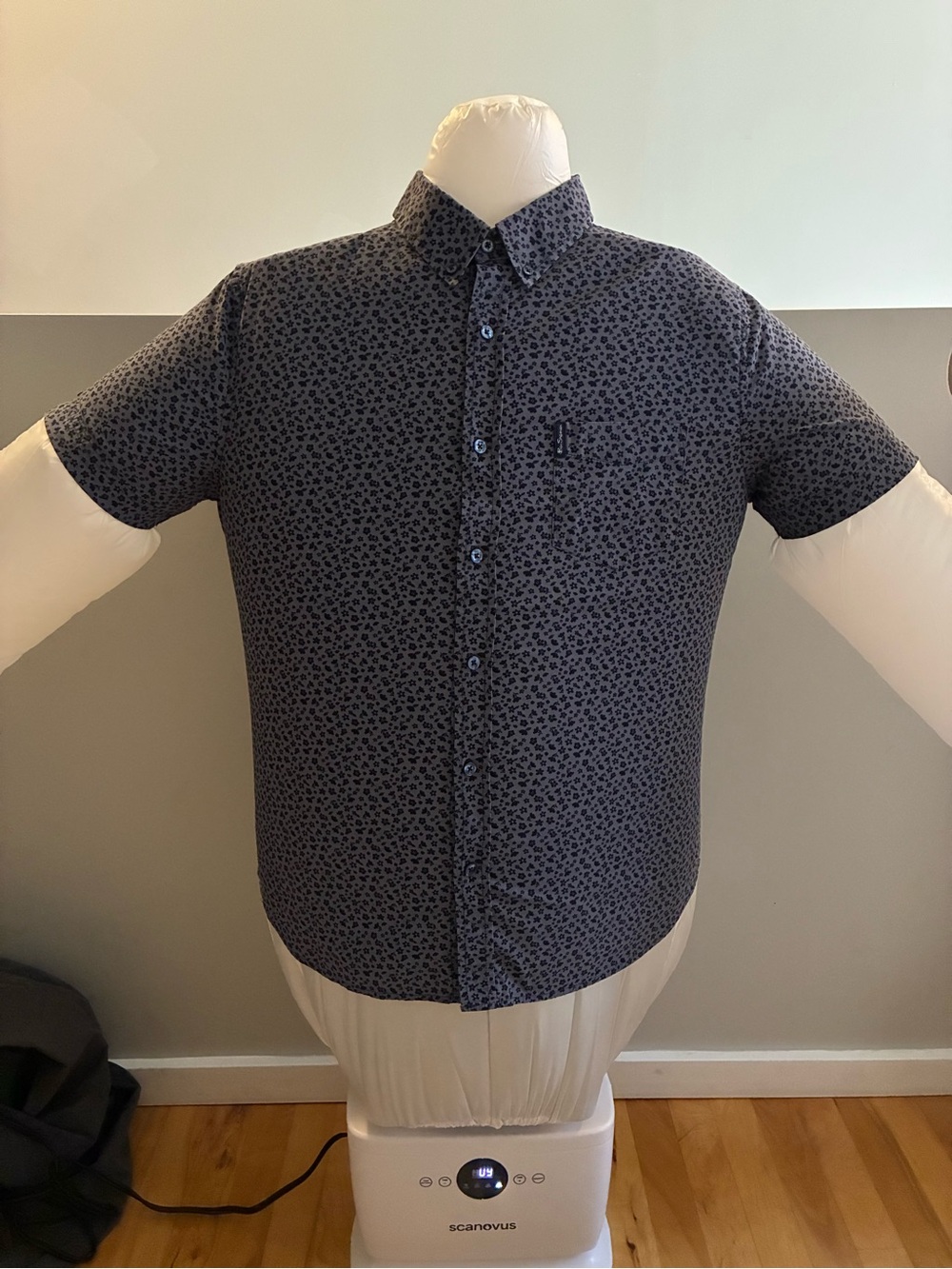 Ben Sherman Men’s Large Stretch Short Sleeve Button Down Floral Shirt Gray L